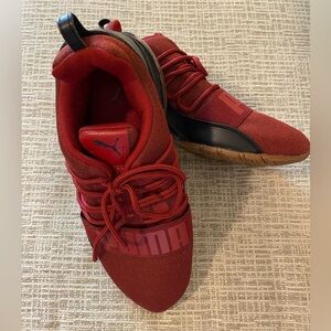 Men's Puma Cell Regulate Nature Tech
Size 7